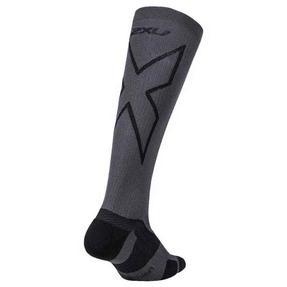 2XU Vectr Light Cushion 38- Långa Strumpor 43 Cm male, Titanium / black 2XU Vectr Light Cushion 38- Långa Strumpor 43 Cm male, Titanium / black