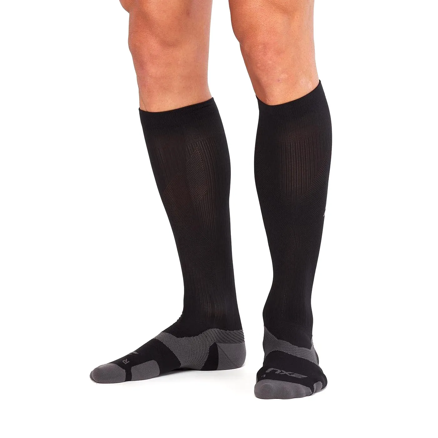 2XU VECTR Light Cushion Full Length Socks 2XU VECTR Light Cushion Full Length Socks