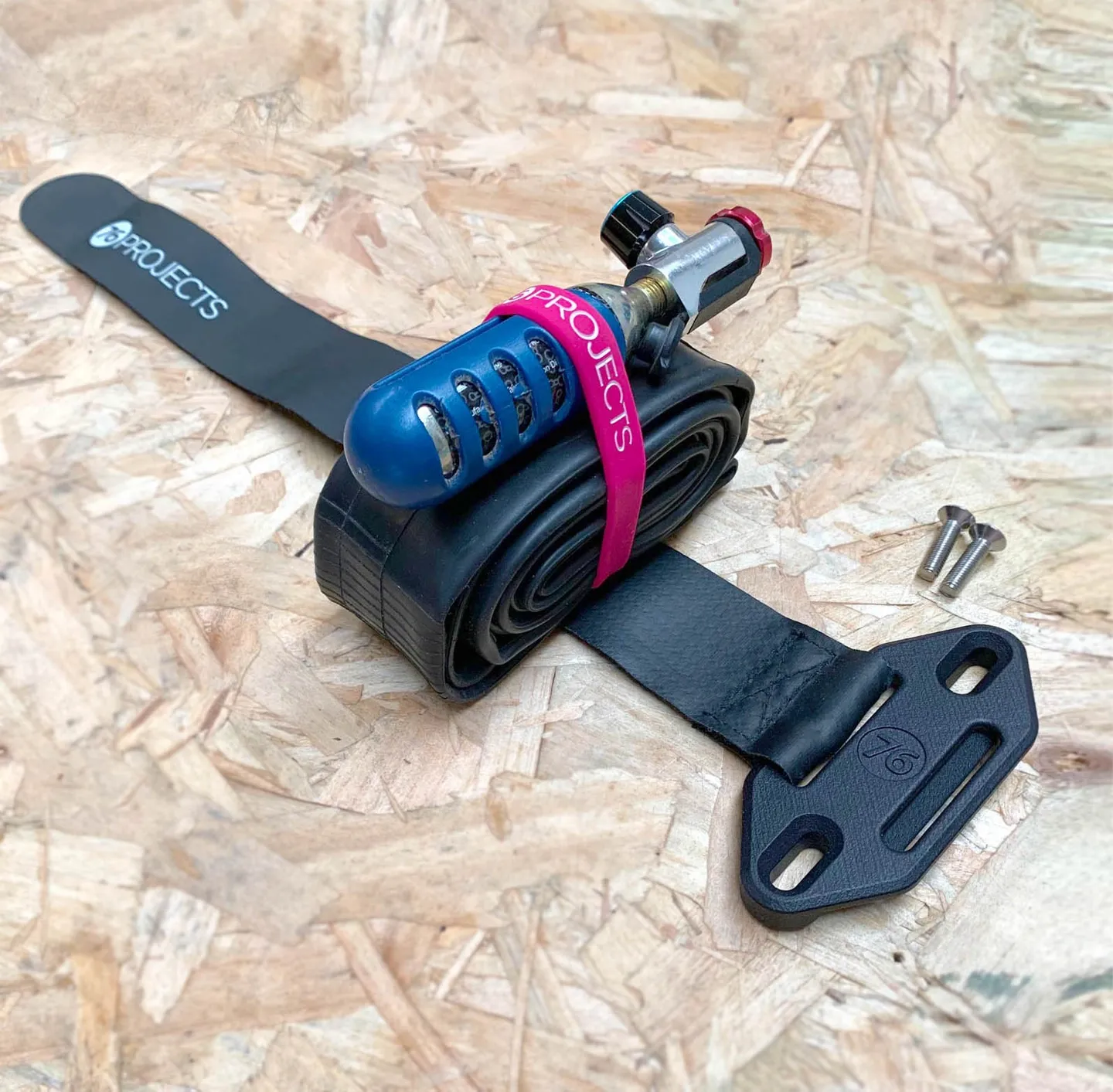 76 Projects Micro Piggy On Bike System