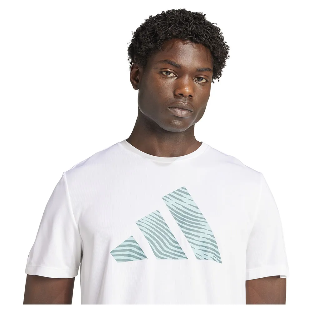 adidas Adi365 Running Essentials Brand Love T-shirt Med Korta ärmar male adidas Adi365 Running Essentials Brand Love T-shirt Med Korta ärmar male