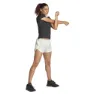adidas Own The Run Base Cb 3´´ Shorts female, Linen green / green spark / halo silver