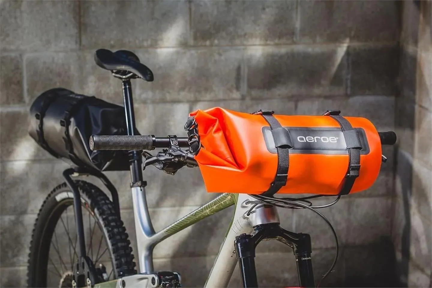 aeroe Heavy Duty Drybag Väske 8L, Orange, One Size