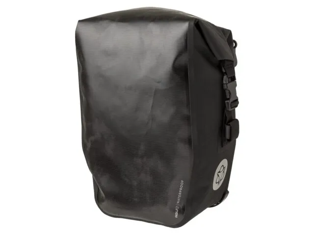 AGU Shelter Clean Rear Pannier Medium Refleective AGU Shelter Clean Rear Pannier Medium Refleective