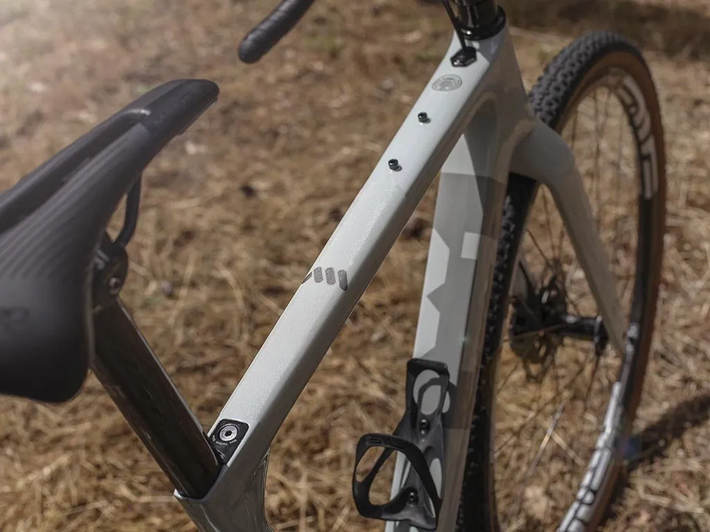 All Mountain Style AMS Ramskyddskit Gravel, Transparent