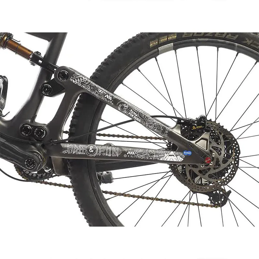 All Mountain Style Pump For Peace Ramskydd