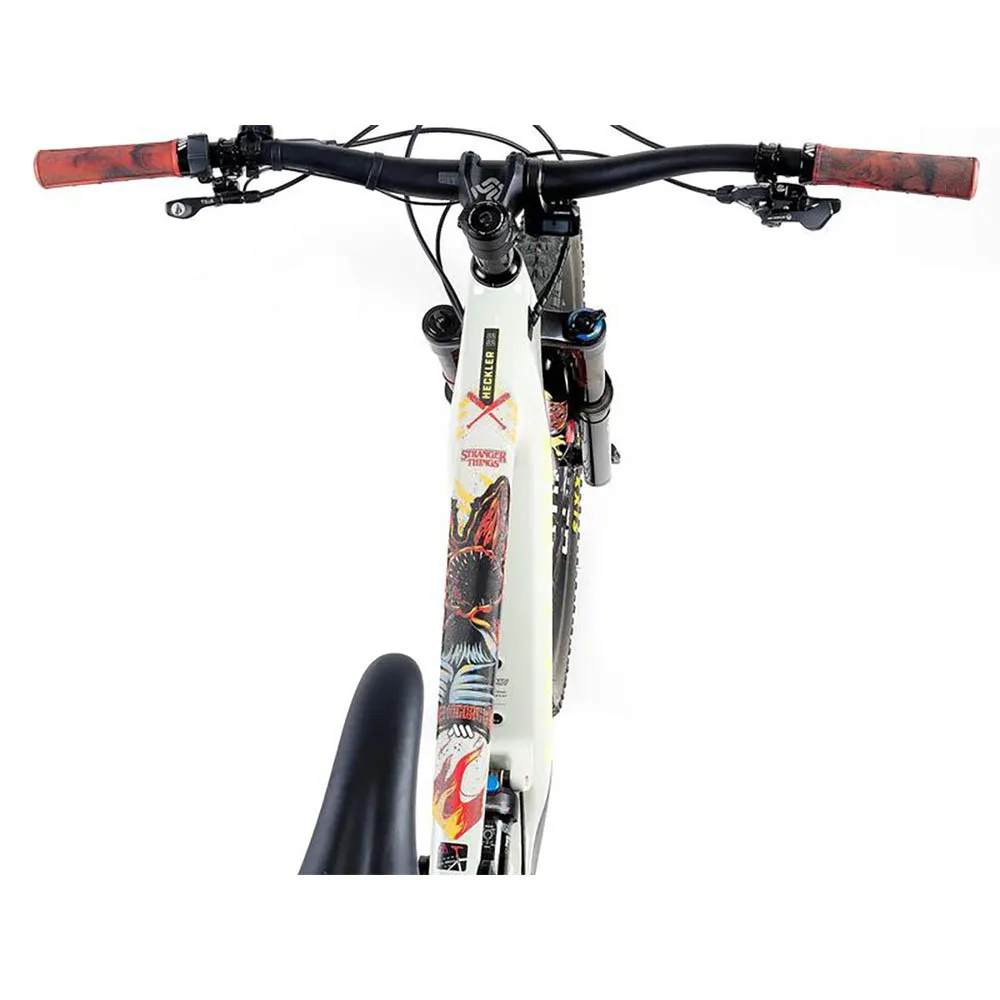 All Mountain Style Stranger Things Demogorgon Extra Ramskydd