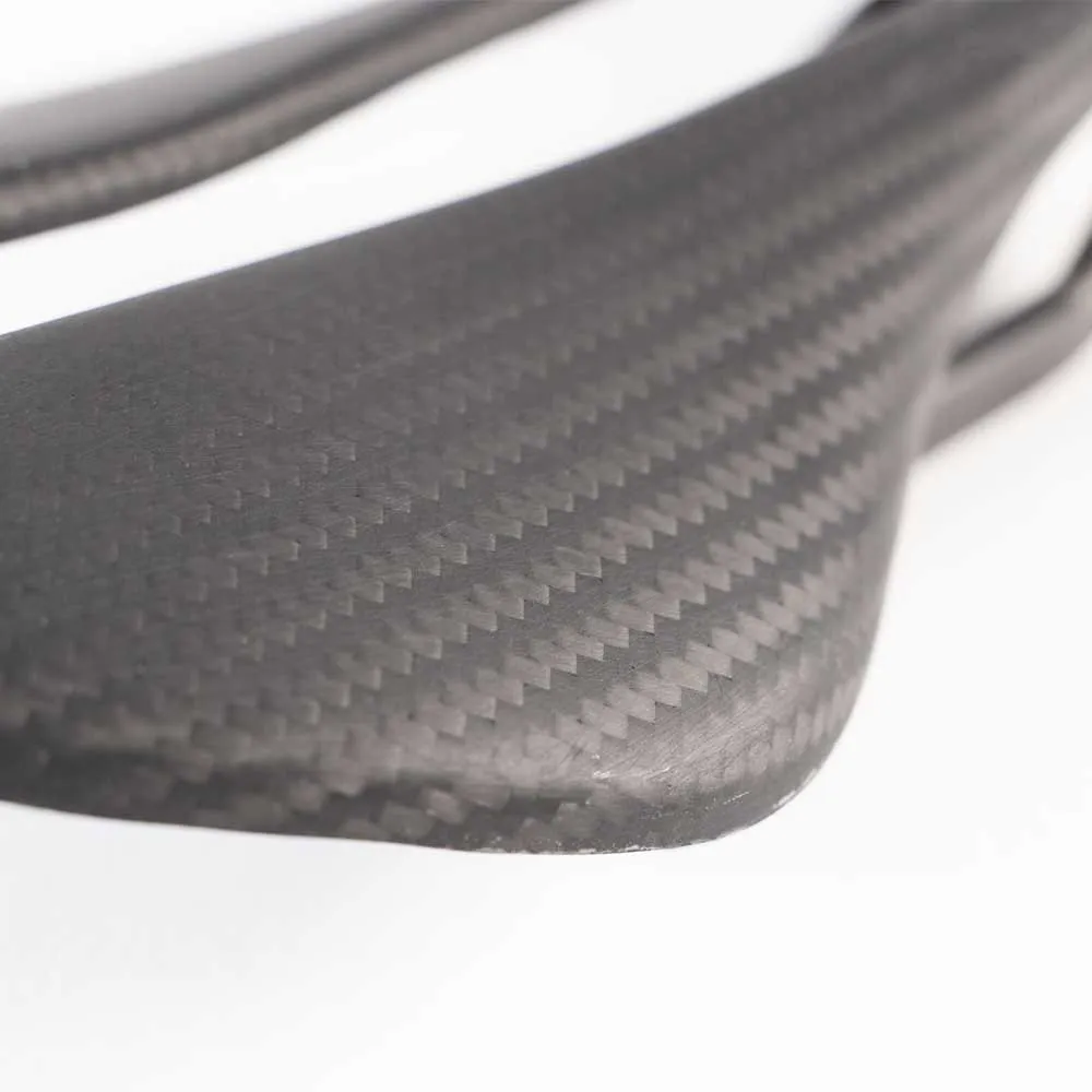 Alpitude Gardenna Carbon 1k Cykelsadel