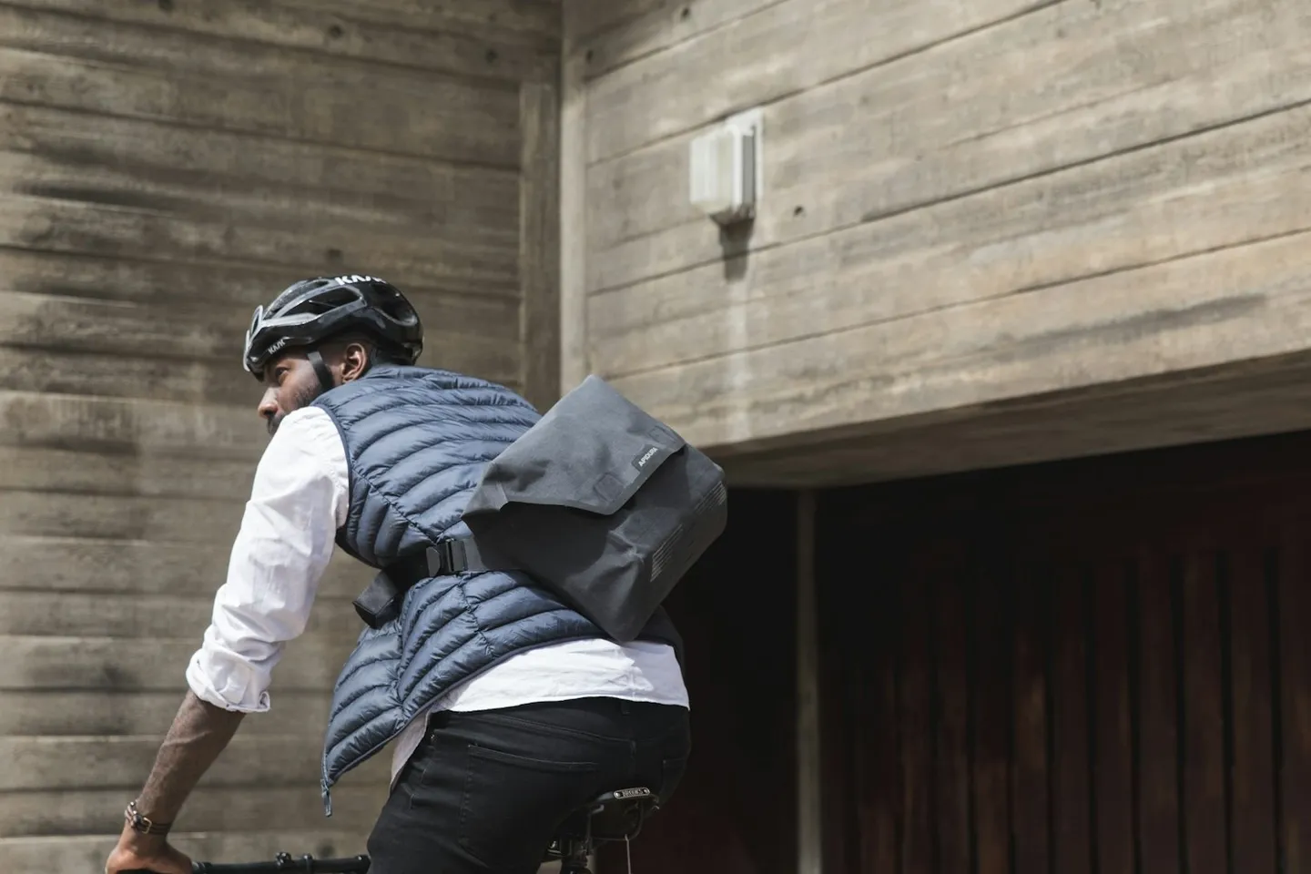 Apidura City Messenger 11" Axelväska Apidura City Messenger 11" Axelväska