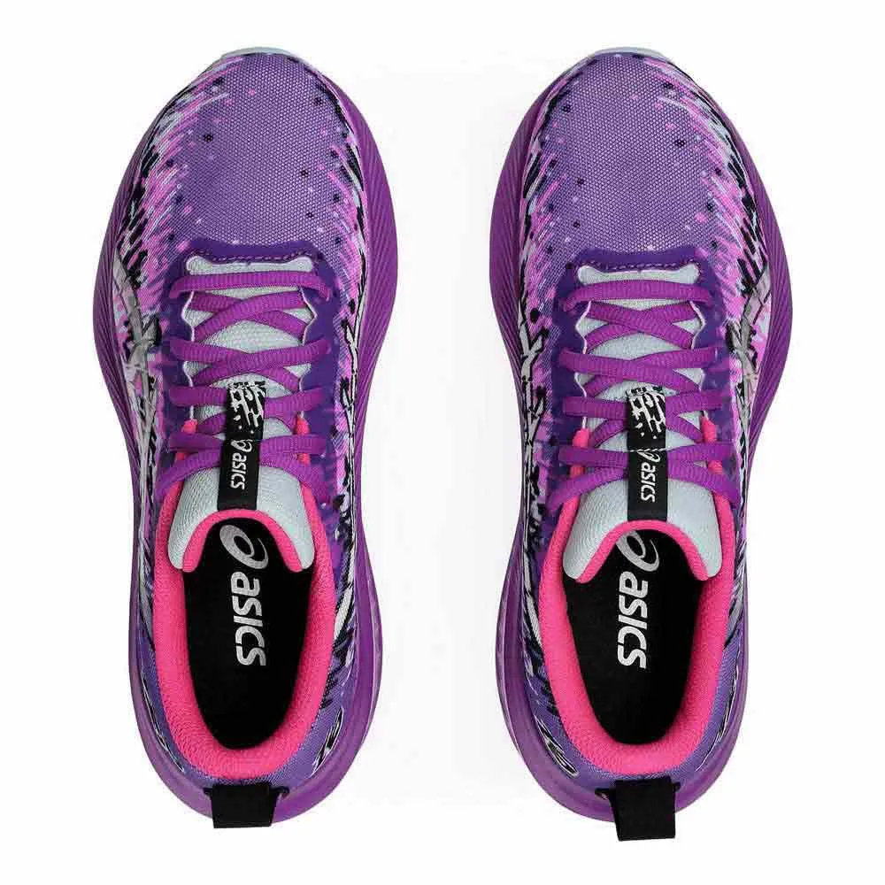 Asics Gel-noosa Tri 16 Gs Löparskor Refurbished male, Bold magenta / white Asics Gel-noosa Tri 16 Gs Löparskor Refurbished male, Bold magenta / white