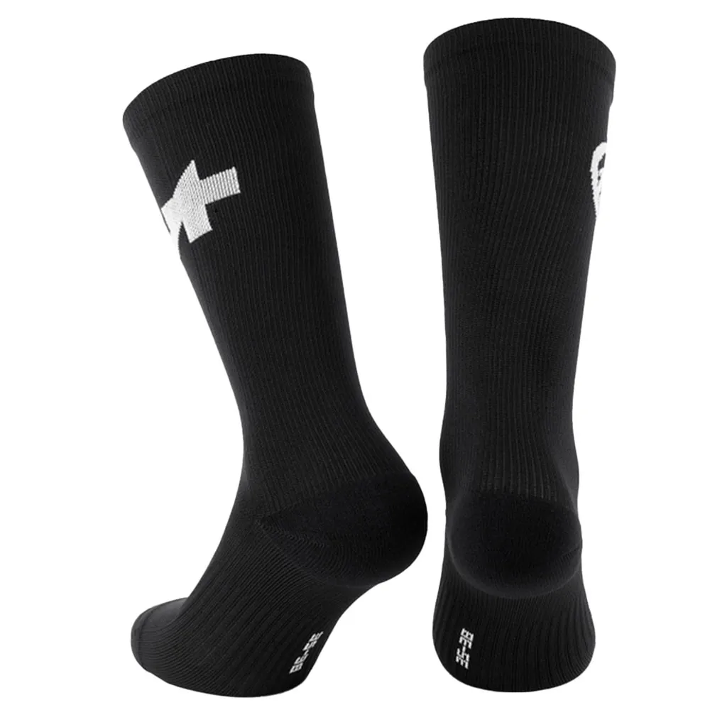 ASSOS X Mammut Gravel Spring Strumpor, Black