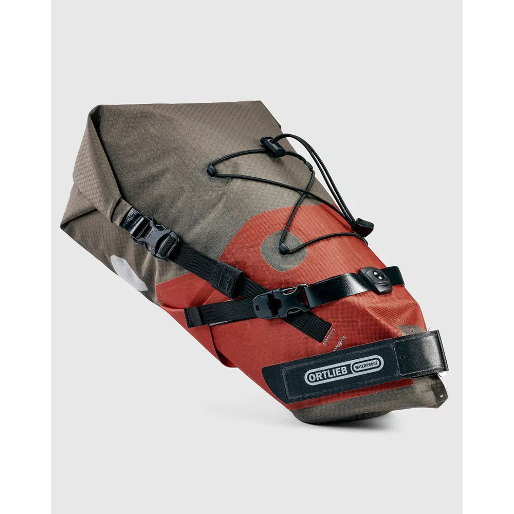 ASSOS X Ortlieb Sadeltaske 11l, Dark sand, One Size ASSOS X Ortlieb Sadeltaske 11l, Dark sand, One Size