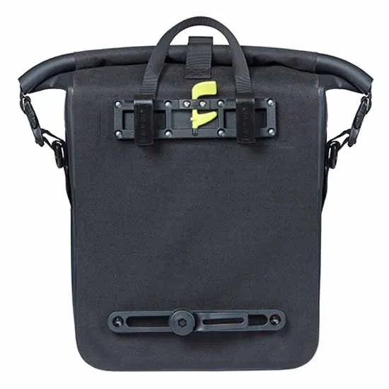 Basil Navigator Waterproof 12-15l Sidoväska, Black, One Size