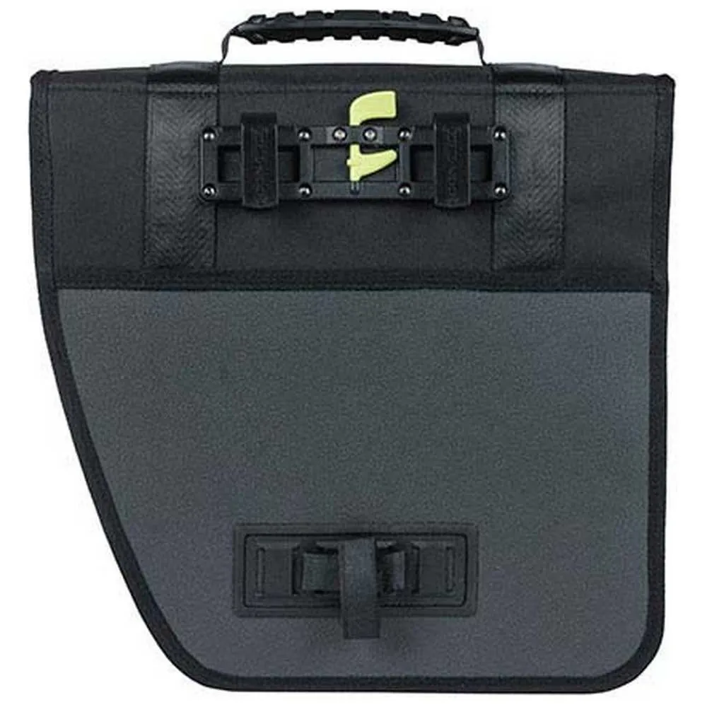 Basil Tour Waterproof Hook-on Reflectives Right Sidoväska 14l, Black, One Size