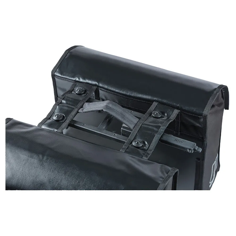 Basil Urban Road Mik Sidoväskor 53l, Black, One Size Basil Urban Road Mik Sidoväskor 53l, Black, One Size