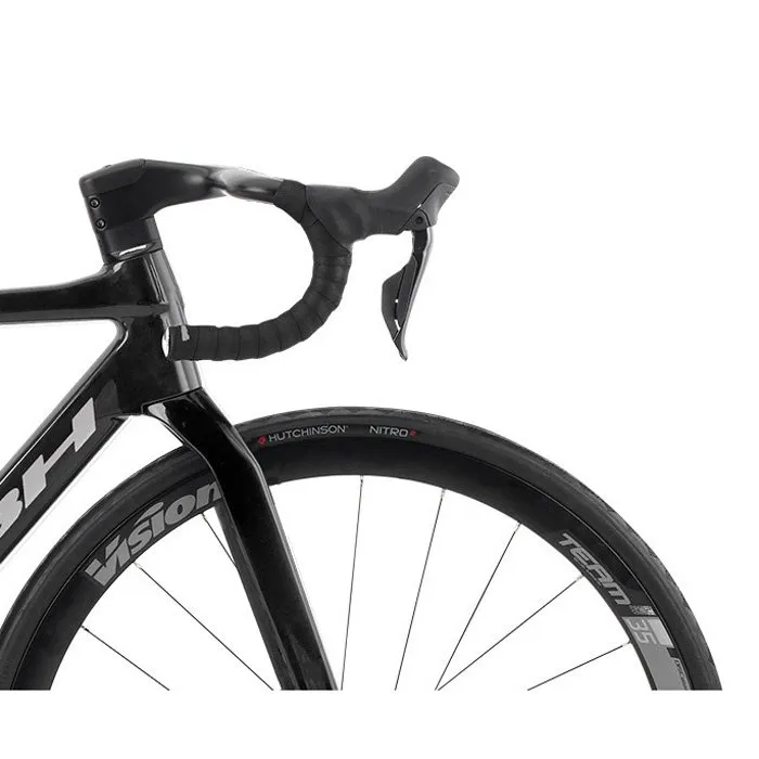 BH Bikes Ultralight 6.0 105 Di2 7150 2025 Racercykel BH Bikes Ultralight 6.0 105 Di2 7150 2025 Racercykel
