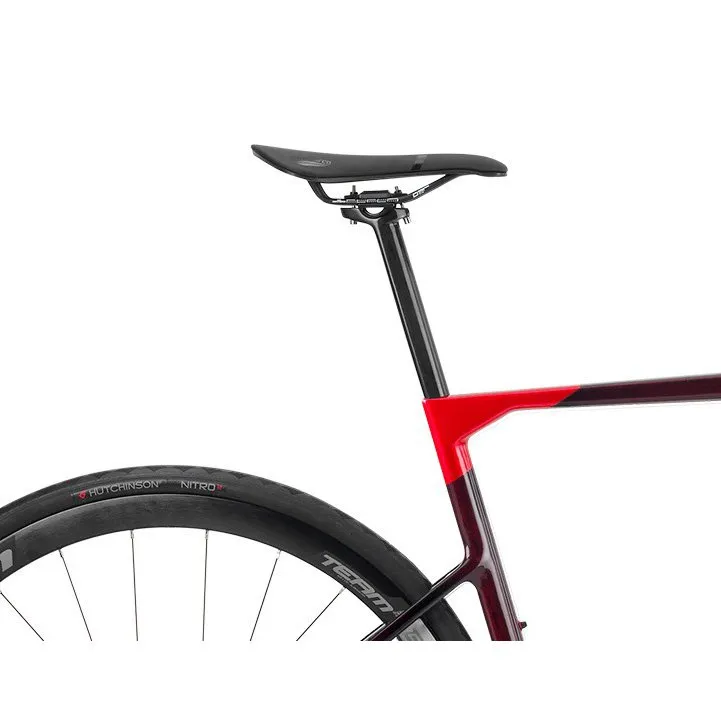 BH Bikes Ultralight 6.0 105 Di2 7150 2025 Racercykel BH Bikes Ultralight 6.0 105 Di2 7150 2025 Racercykel