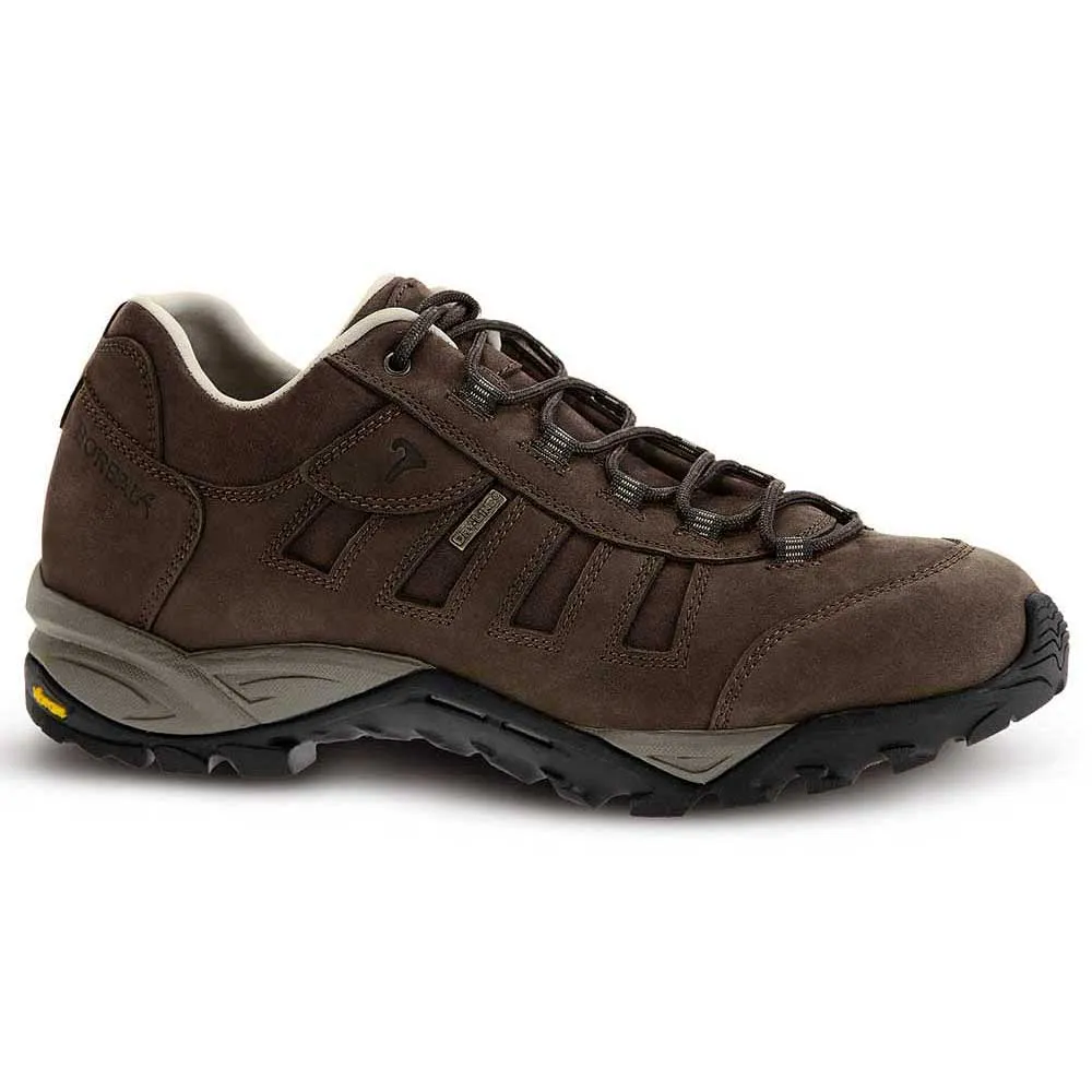 Boreal Cedar Approachskor, Brown