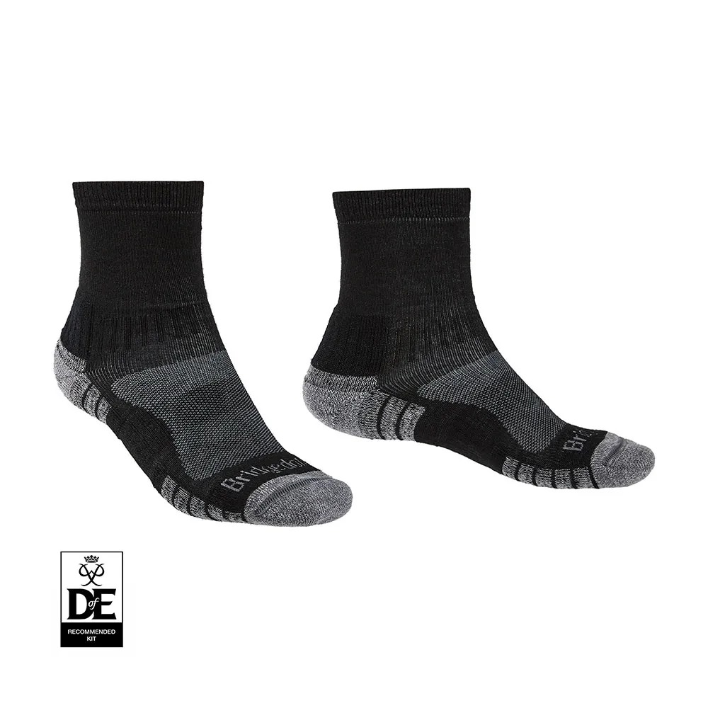 Bridgedale Lightweight Merino Performance 3/4 Crew Strumpor Bridgedale Lightweight Merino Performance 3/4 Crew Strumpor