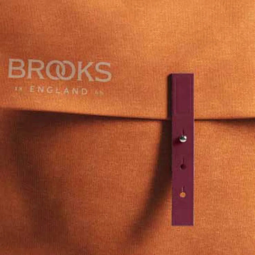 Brooks Bricklane Sidoväskor 15l, Goosebeack / maroon, One Size Brooks Bricklane Sidoväskor 15l, Goosebeack / maroon, One Size
