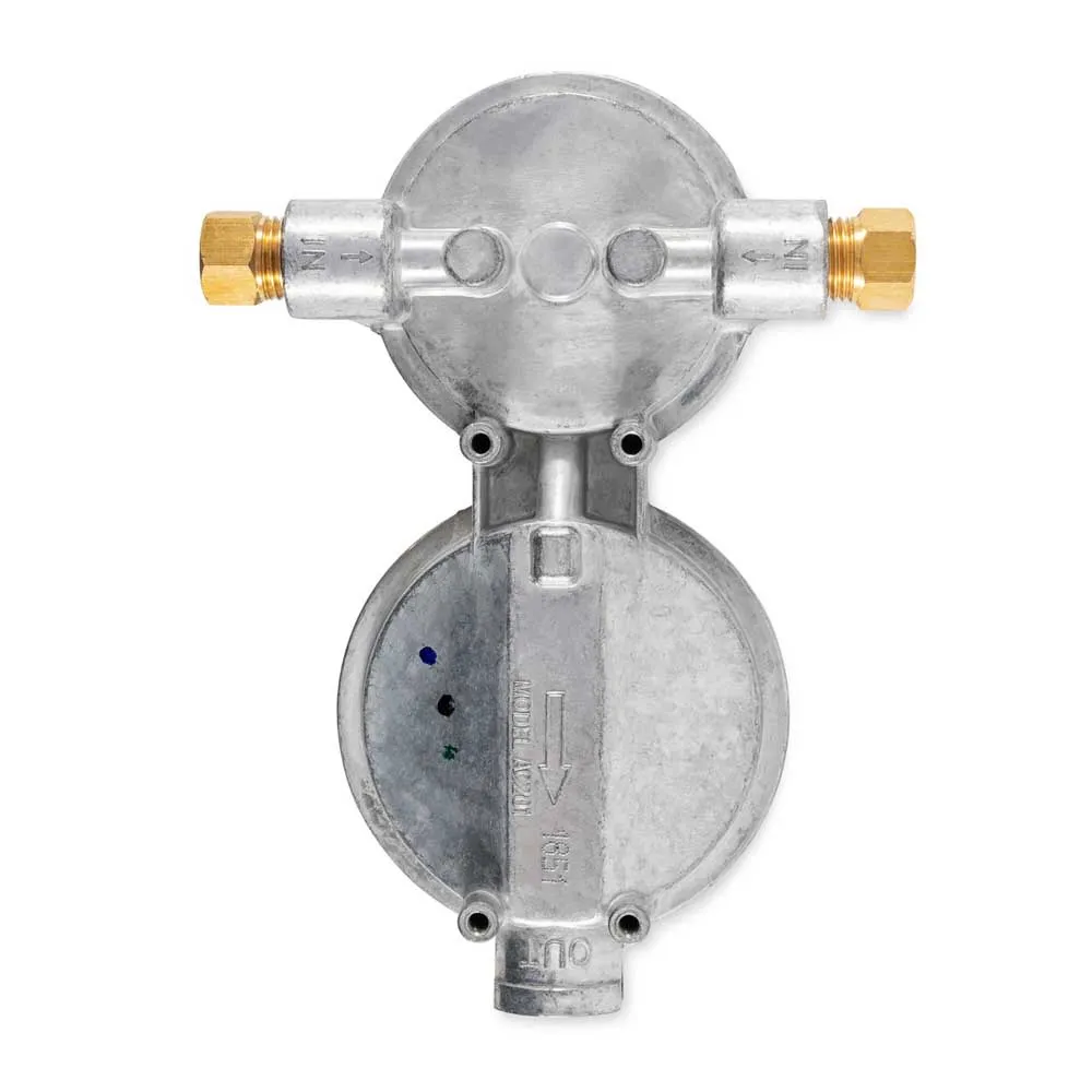 Camco Tvåstegs Propanregulator Med Automatisk Omkoppling, Grey, 1/4"