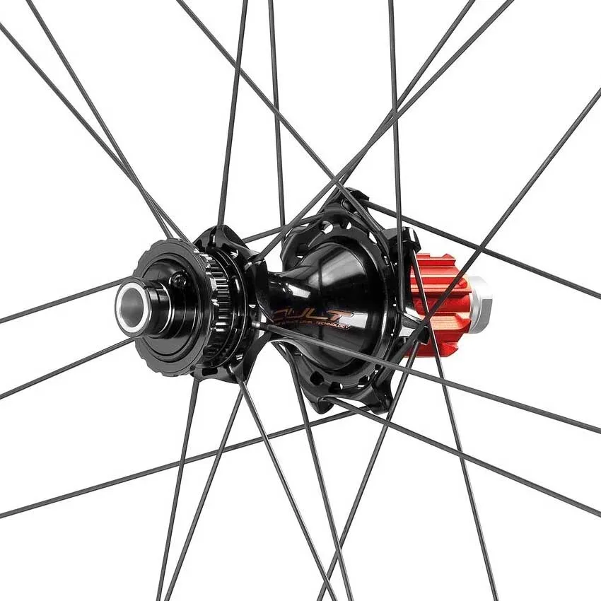 Campagnolo Bora Ultra Wto 60 C23 Cl Disc Tubeless Landsvägscykelns Bakhjul, Black, 12 x 142mm, Shimano/Sram HG Campagnolo Bora Ultra Wto 60 C23 Cl Disc Tubeless Landsvägscykelns Bakhjul, Black, 12 x 142mm, Shimano/Sram HG