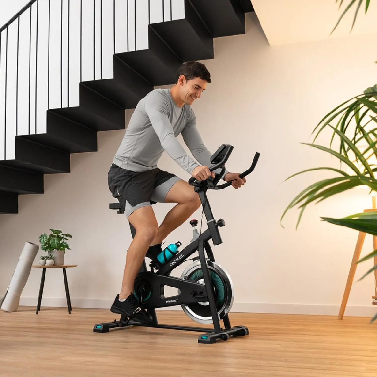 Cecotec Indoor-bike Drumfit 6000 Forcis Motionscykel, Multicolor, One Size Cecotec Indoor-bike Drumfit 6000 Forcis Motionscykel, Multicolor, One Size