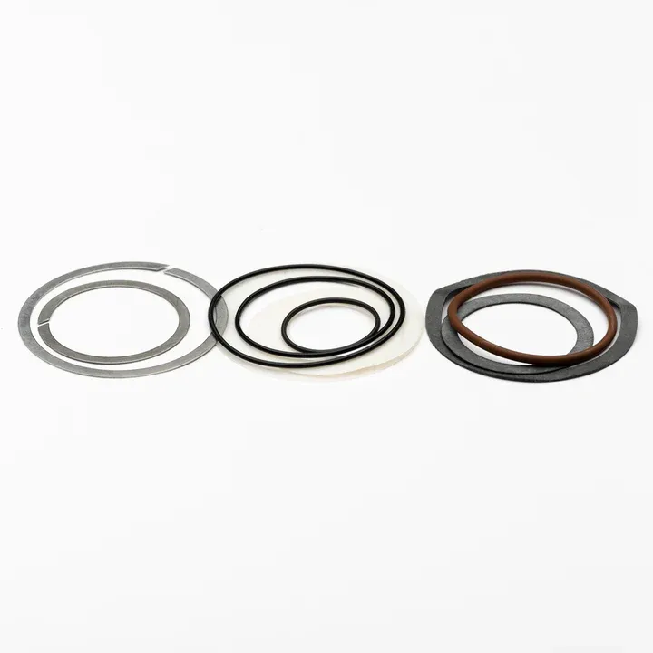 Chris King Seal and Snap Ring kit PHB536, Black, One Size
