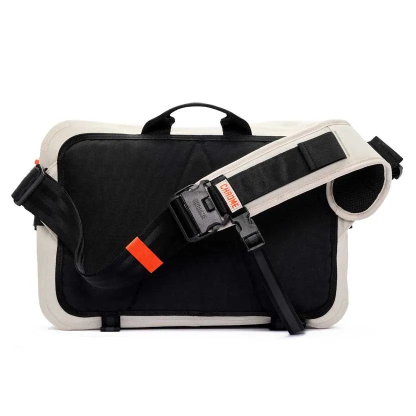 Chrome Kadet Max Vattentät Crossbody-väska, Future white, One Size