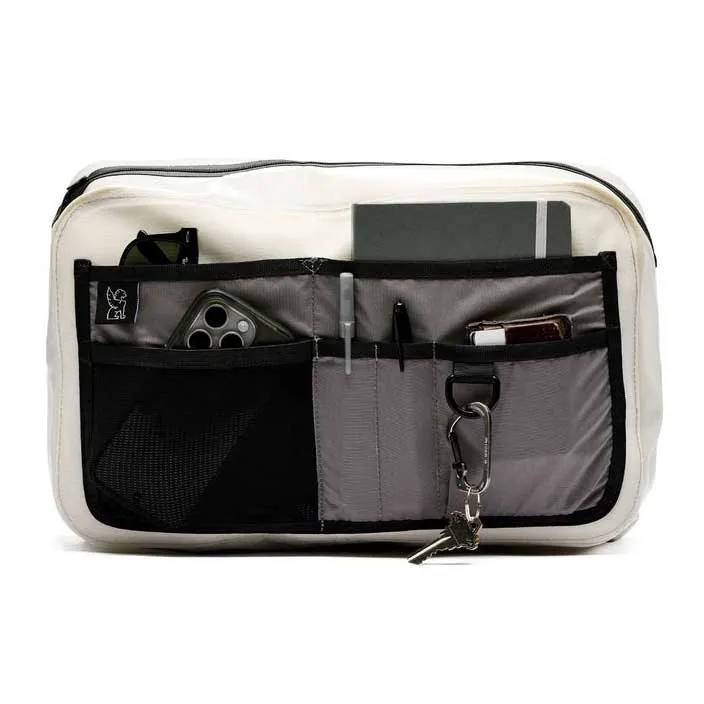 Chrome Kadet Max Vattentät Crossbody-väska, Future white, One Size