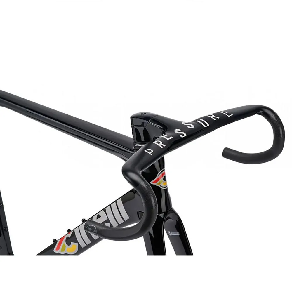 Cinelli Pressure 3 Ultegra Di2 Racercykel