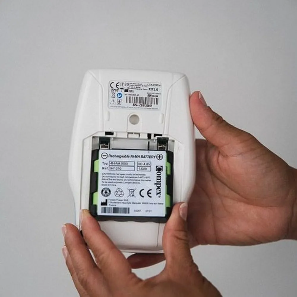 Compex 4-cells Batteri, White, One Size Compex 4-cells Batteri, White, One Size
