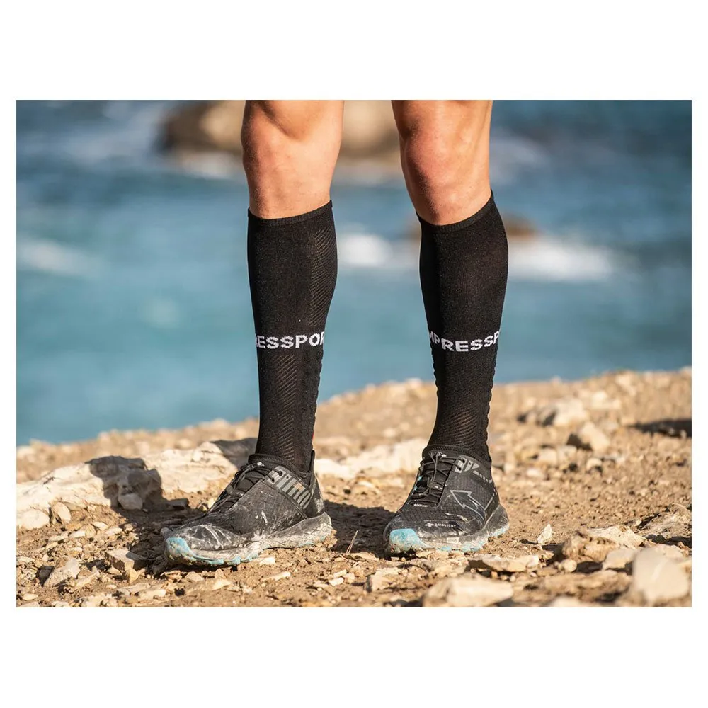 Compressport Full Run Strumpor male