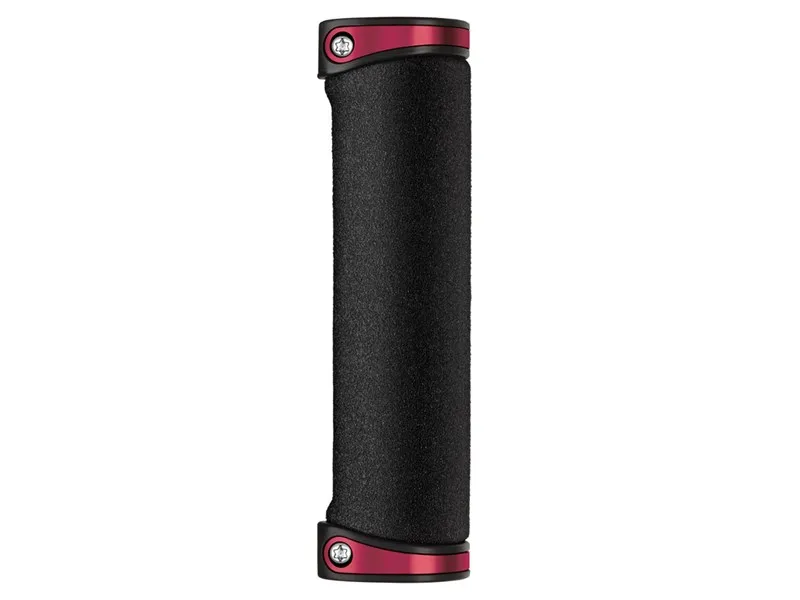 Crankbrothers Cobalt Grips 130 mm, Svart/Röd Crankbrothers Cobalt Grips 130 mm, Svart/Röd