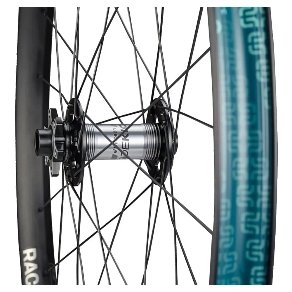 e*thirteen Sylvan Sidekick/race 29´´ Carbon Am Disc 6b Mtb Framhjul, Black, 15 x 110mm e*thirteen Sylvan Sidekick/race 29´´ Carbon Am Disc 6b Mtb Framhjul, Black, 15 x 110mm