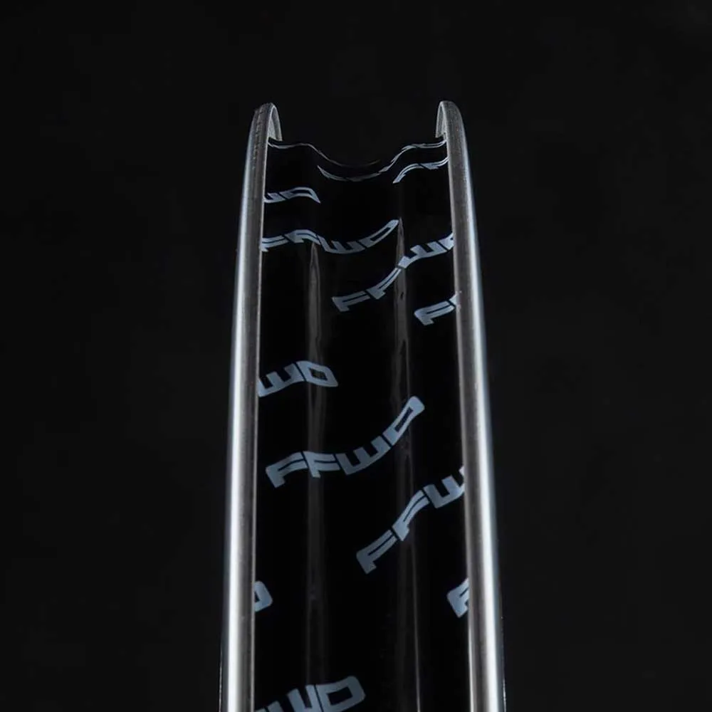 Fast Forward Ryot 77 Cl Disc Tubeless Landsvägshjulset, Black, 12 x 100/12 x 142mm, Shimano/Sram HG Fast Forward Ryot 77 Cl Disc Tubeless Landsvägshjulset, Black, 12 x 100/12 x 142mm, Shimano/Sram HG
