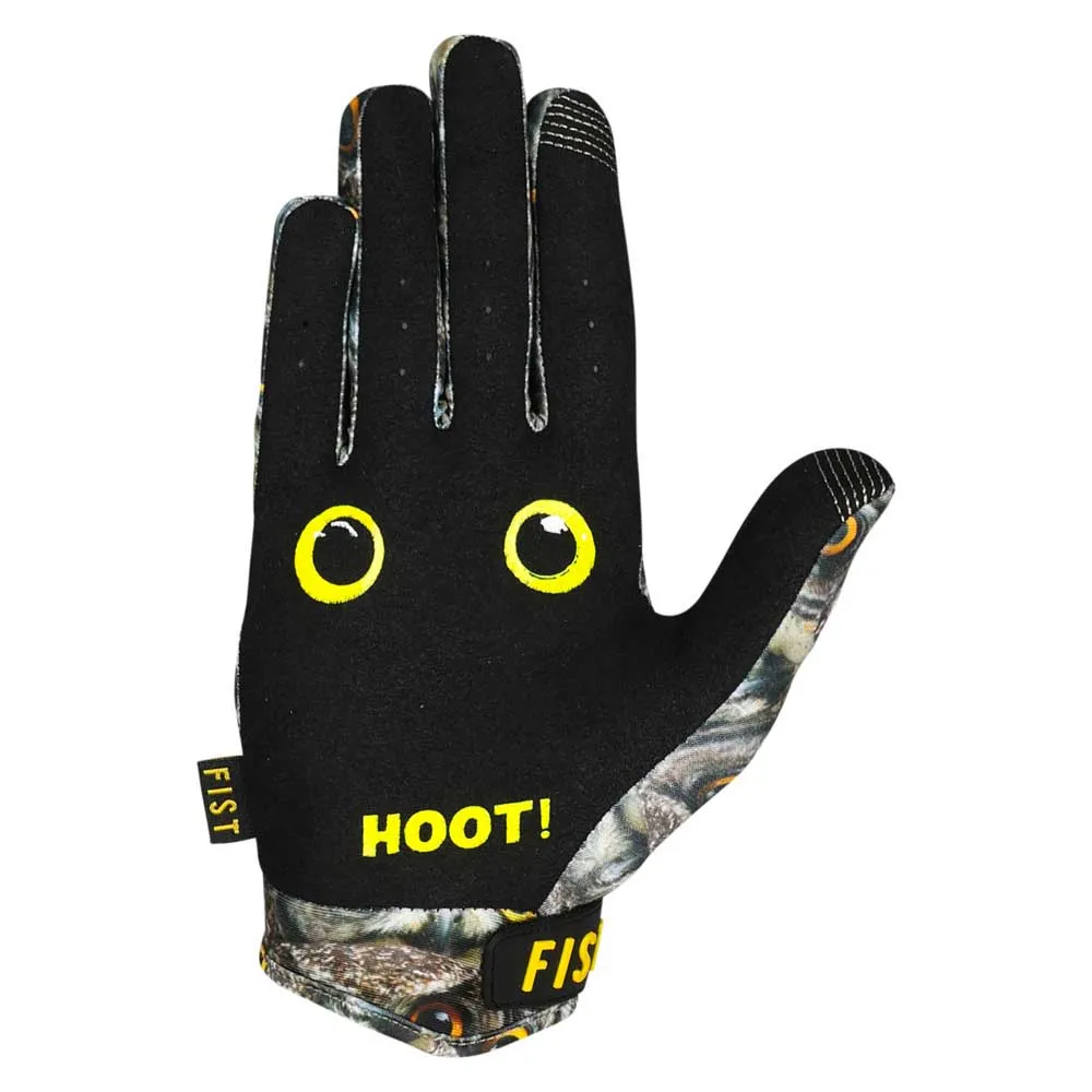 Fist Owls That Handskar