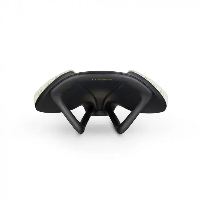 Fizik Antares 00 Versus EVO Sadel