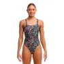Funkita Brace Free Baddräkt female