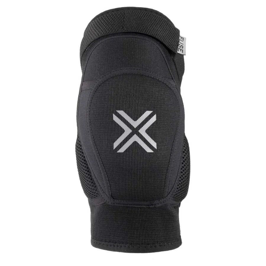 FUSE Alpha Closed Knäskydd