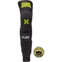 FUSE Omega 100 Knäskydd/benskydd FUSE Omega 100 Knäskydd/benskydd