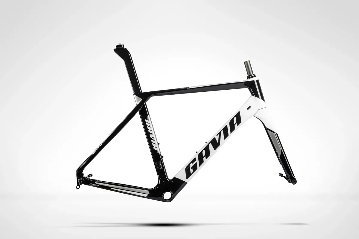 Gavia Imperiale Vit DISC ramset 2019, M Gavia Imperiale Vit DISC ramset 2019, M