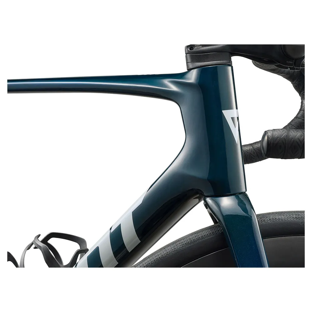 Giant Defy Advanced Pro Ultegra Di2 2026 Racercykel