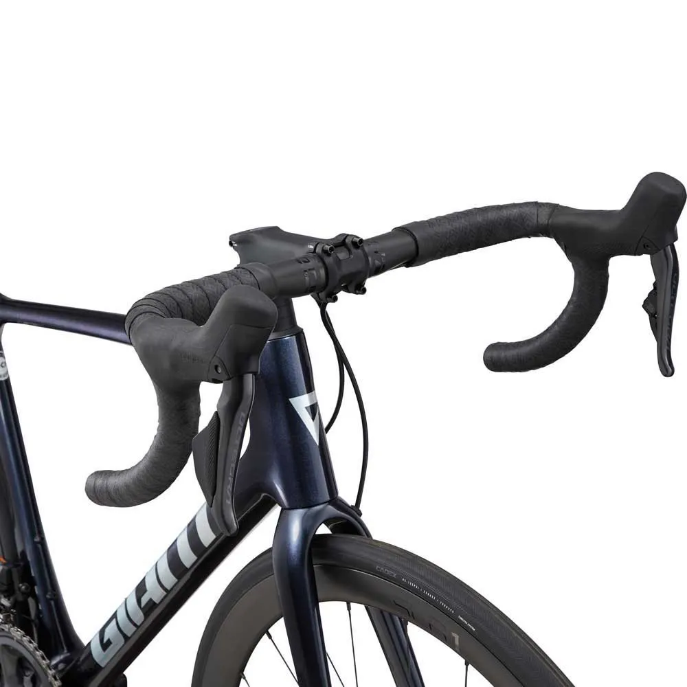 Giant Tcr Advanced Pro 0 Disc Ultegra Di2 2023 Racercykel, Cold night Giant Tcr Advanced Pro 0 Disc Ultegra Di2 2023 Racercykel, Cold night