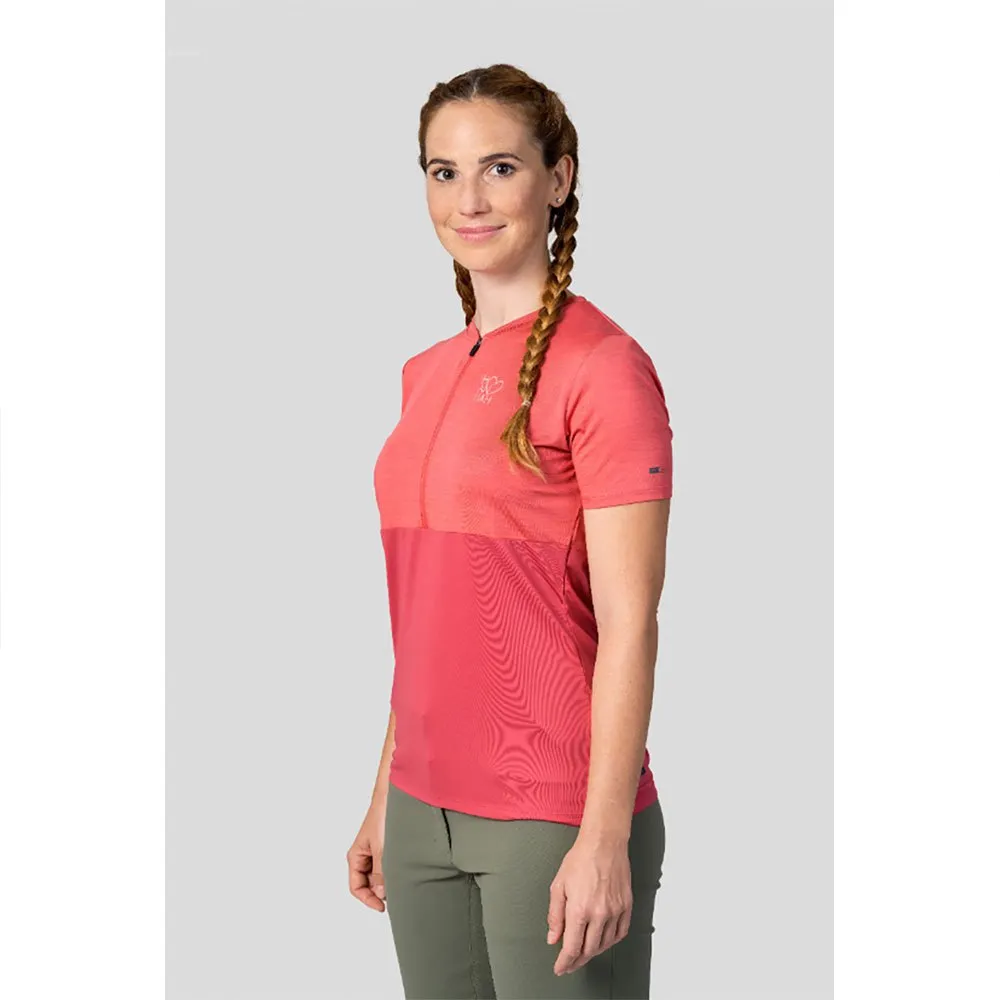 Hannah Berry T-shirt Med Korta ärmar Hannah Berry T-shirt Med Korta ärmar