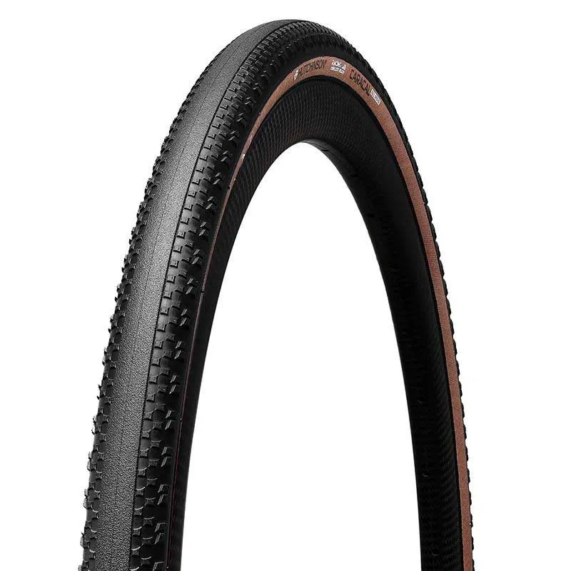 Hutchinson Caracal All Road Tubeless 700 X 35 Graveldäck, Black / Tan, 700 x 35 Hutchinson Caracal All Road Tubeless 700 X 35 Graveldäck, Black / Tan, 700 x 35