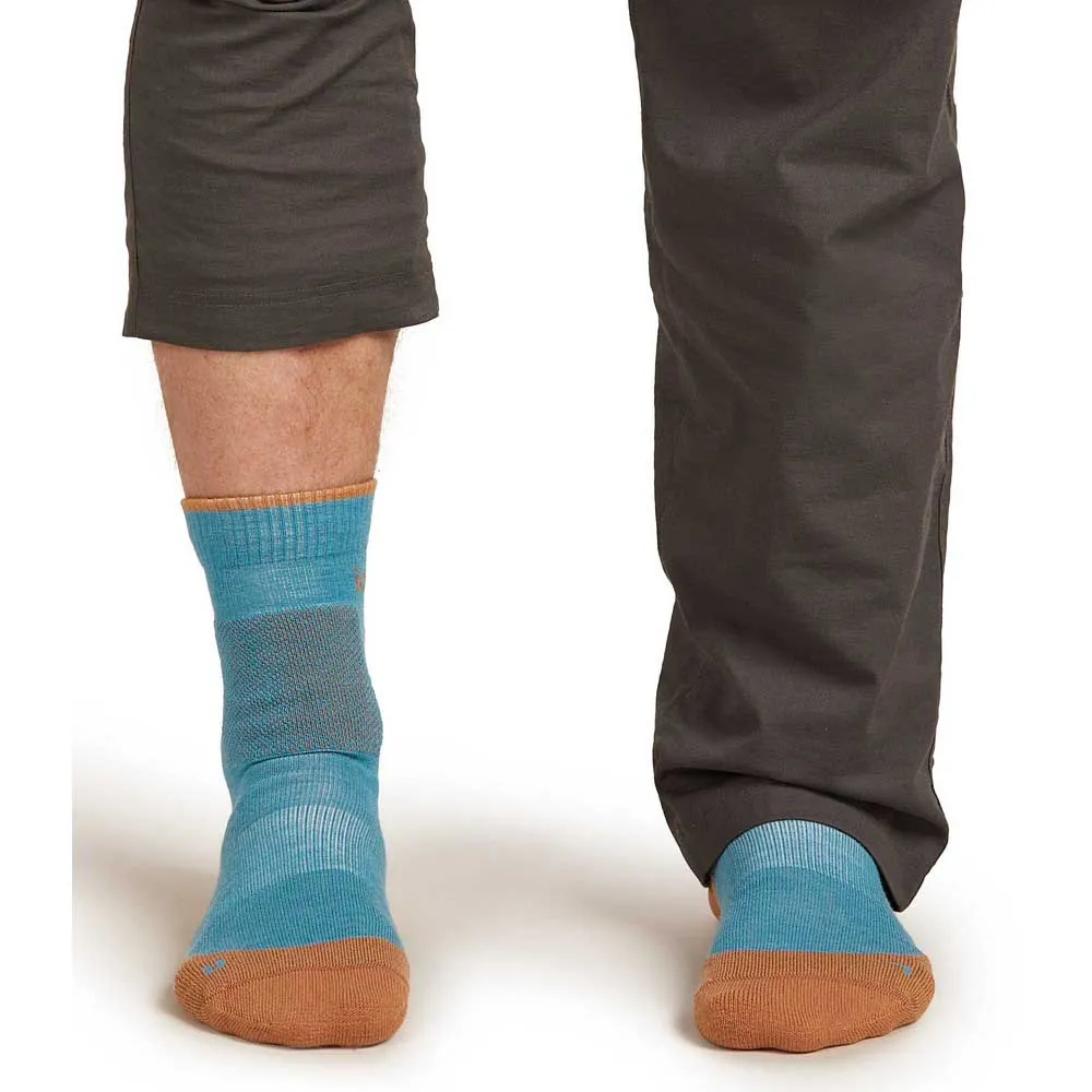 Icebreaker Merino Hike+ Medium Crew-strumpor Icebreaker Merino Hike+ Medium Crew-strumpor