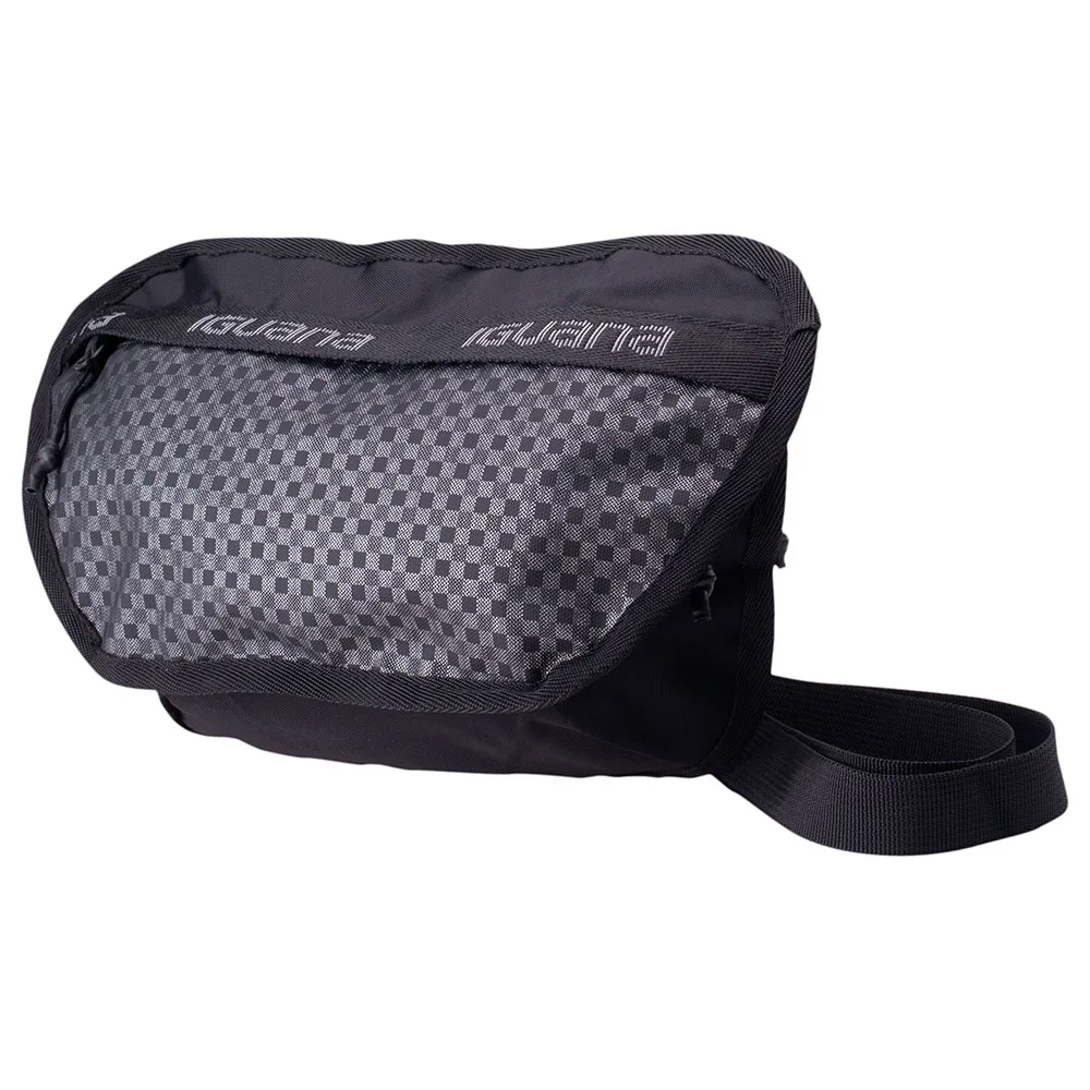 Iguana Heka 1.5l Midjeväska, Black