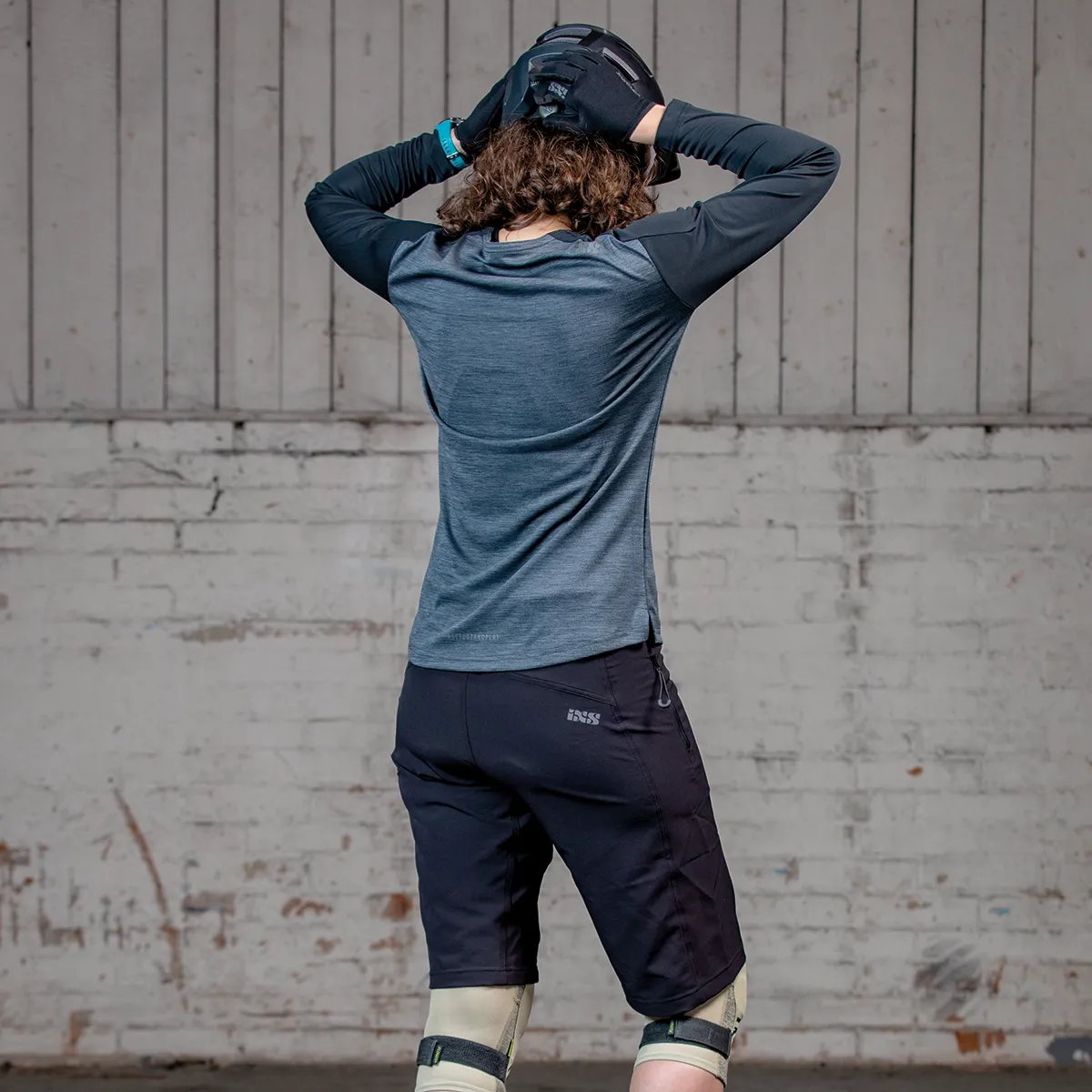 IXS Carve Evo Dam Shorts, Svart IXS Carve Evo Dam Shorts, Svart