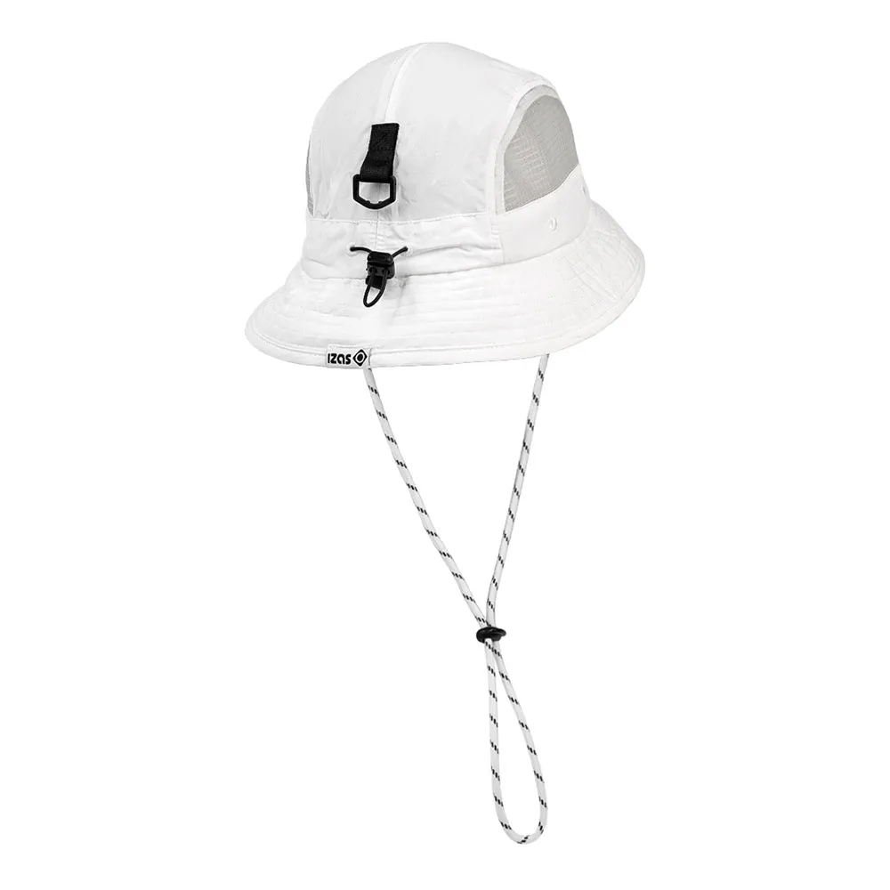 Izas Angulema Mössa, White