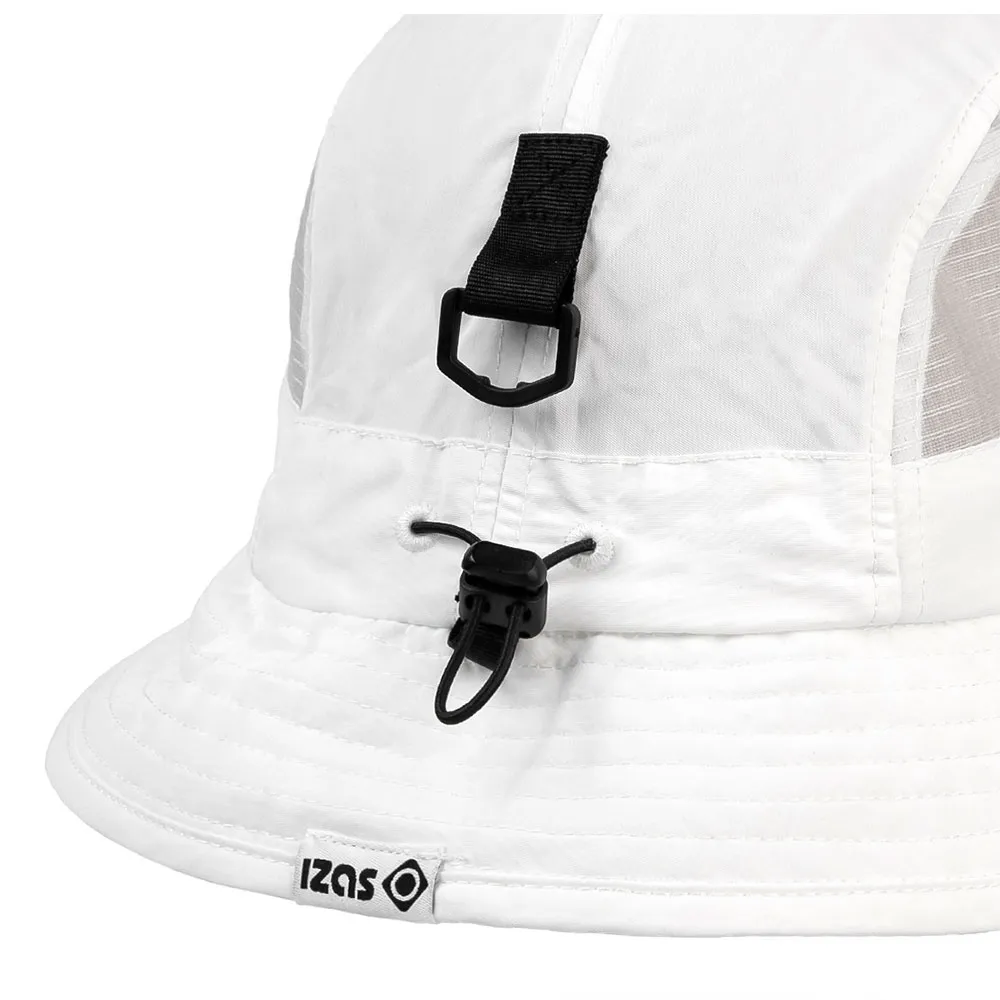 Izas Angulema Mössa, White